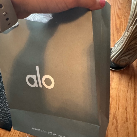 ALO Yoga Gray Paper Shopping Bag with White Logo and Handles - Picture 2 of 2